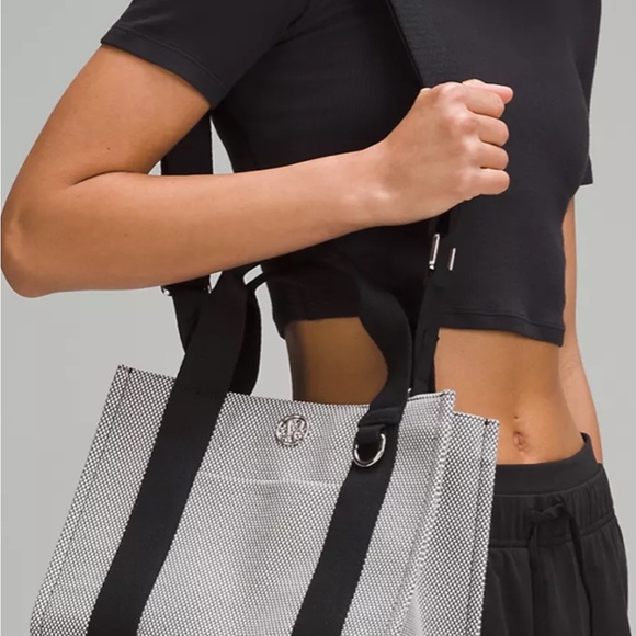 Lululemon Two-Tone Canvas Mini Tote Bag - Picture 6 of 14